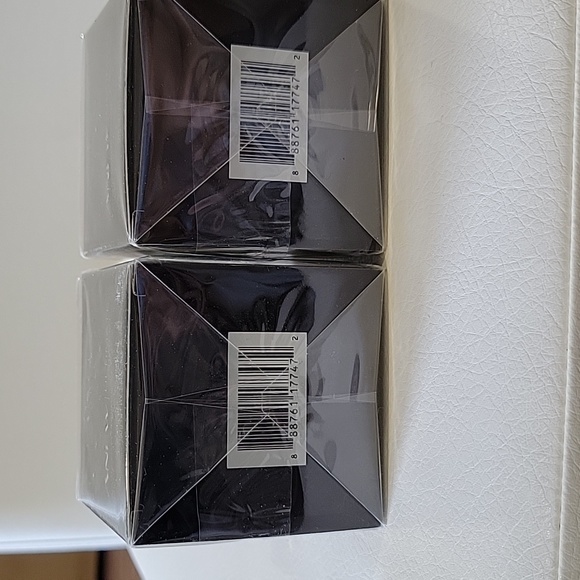 NEW Avon anew creme - Picture 3 of 3